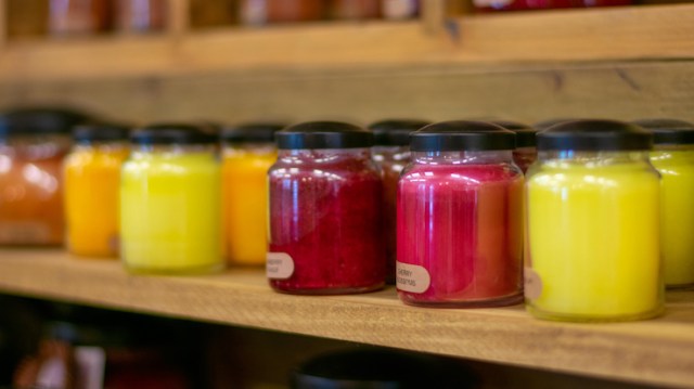 Show How Much You Care With a Yankee Candle Gift